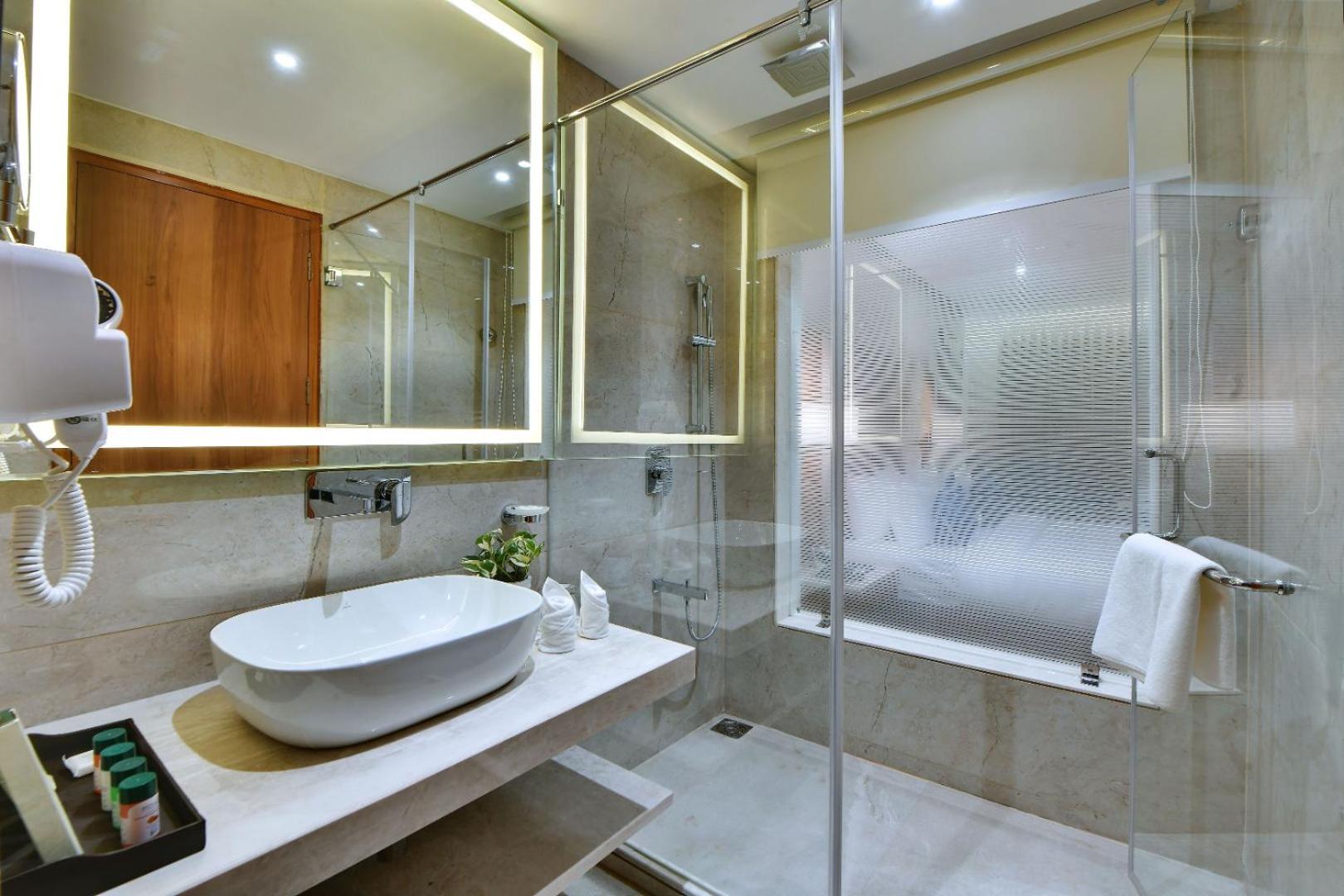 The Glory Suites Near Igi Airport New Delhi Exterior foto
