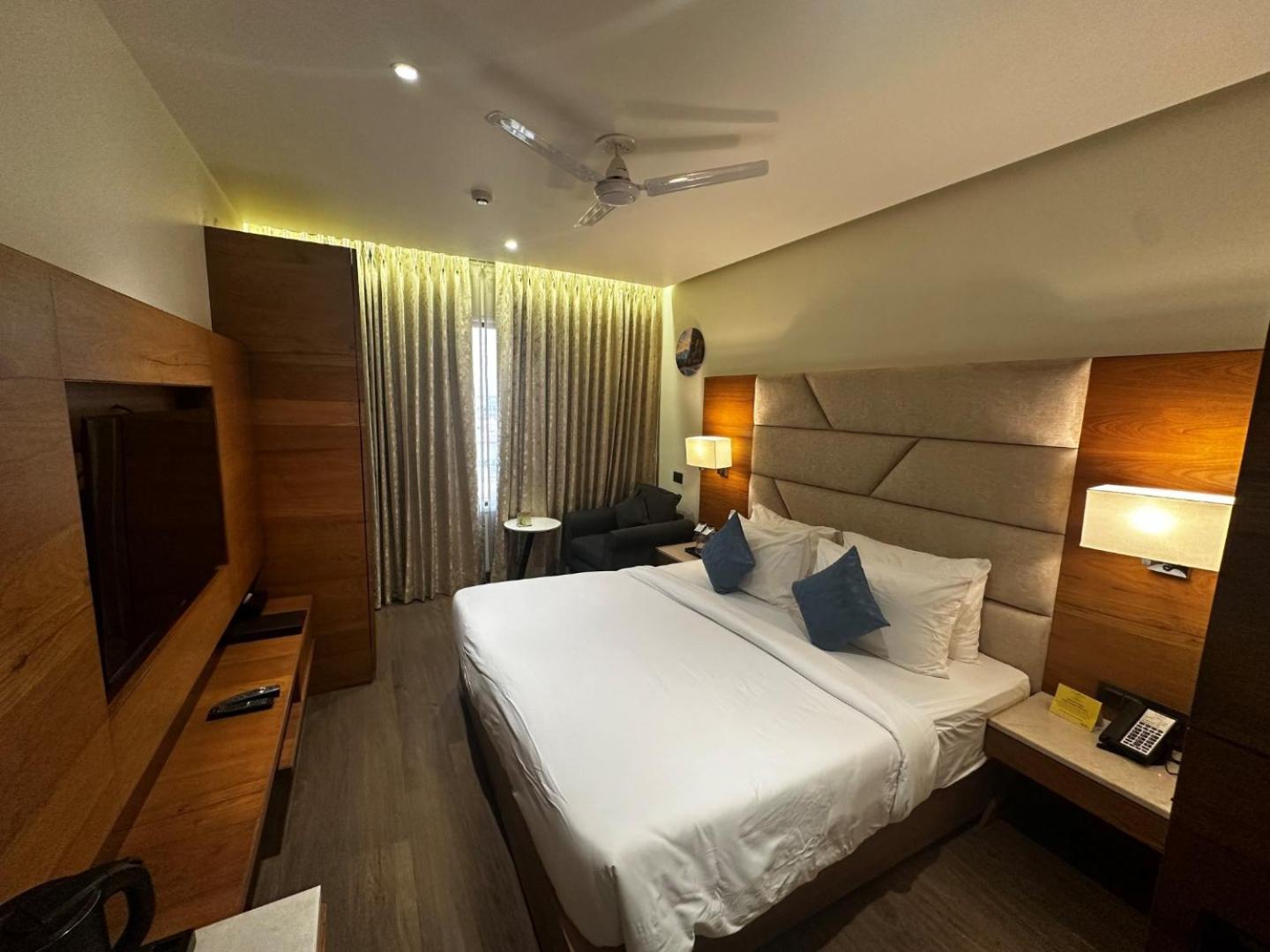 The Glory Suites Near Igi Airport New Delhi Exterior foto